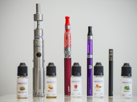 Vaud interdit les cigarettes électroniques et puffs aux mineurs