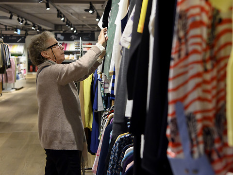 La consommation privée devrait ralentir selon les économistes d'UBS