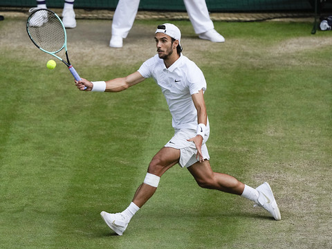 Musetti défiera Djokovic en demi-finale