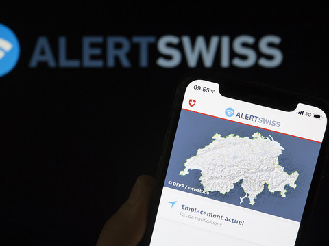 La Confédération présente sa stratégie pour alerter la population