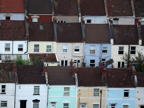 Des restes humains découverts dans deux valises à Bristol