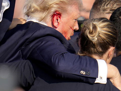 Biden et Trump appellent à l'unité après la tentative d'assassinat