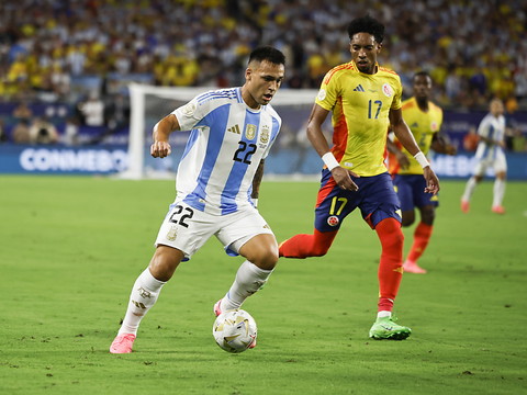 Lautaro Martinez délivre l'Argentine