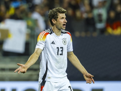 Allemagne: retraite internationale pour Thomas Müller