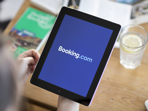 Booking mis à l'amende en Hongrie