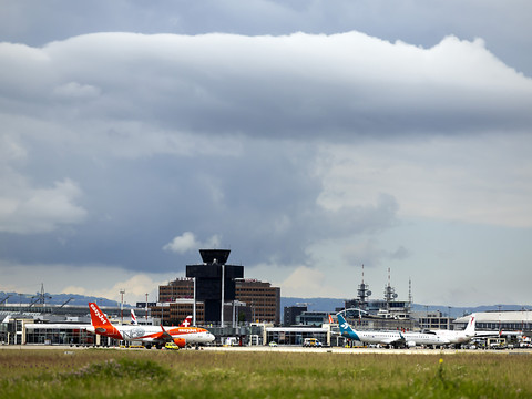 L'aéroport de Genève introduira des taxes de retard dès 2025