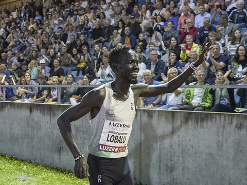 Lobalu affiche sa grande forme à Londres