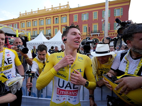 Tour de France: le maillot jaune se dit 
