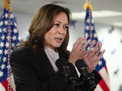 Présidentielle américaine: Harris devance Trump dans un sondage