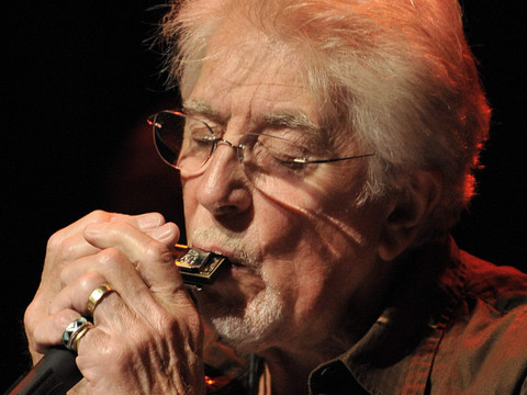 John Mayall, pionnier du blues britannique, mort à 90 ans