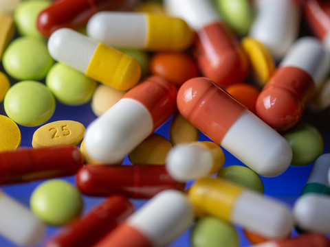L'autorisation des médicaments plus lente en Suisse que dans l'UE