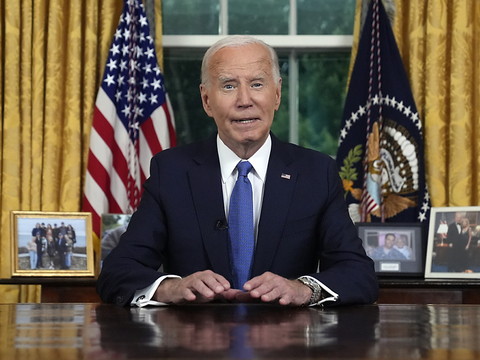 Joe Biden explique son retrait par la nécessité d'