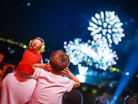 Seul un tiers des Suisses contre les feux d'artifice du 1er août