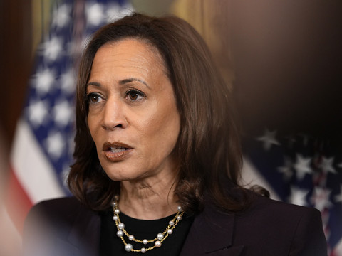 Barack Obama annonce qu'il soutient Kamala Harris comme candidate