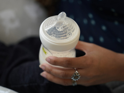 Lait pour prématurés: Abbott condamné à payer 495 millions