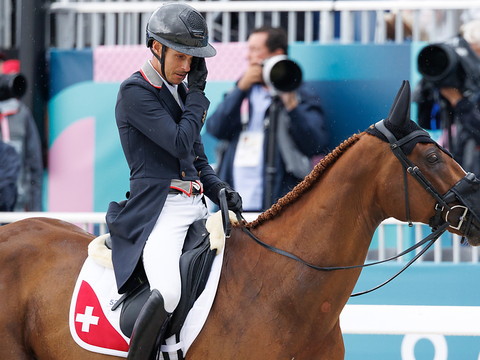 L'équipe de Suisse et Felix Vogg lorgnent le podium