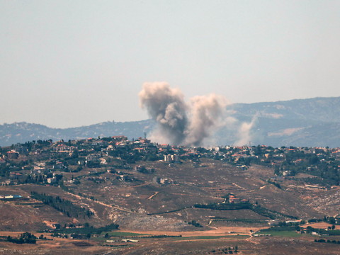 Israël dit avoir touché une dizaine de cibles du Hezbollah au Liban