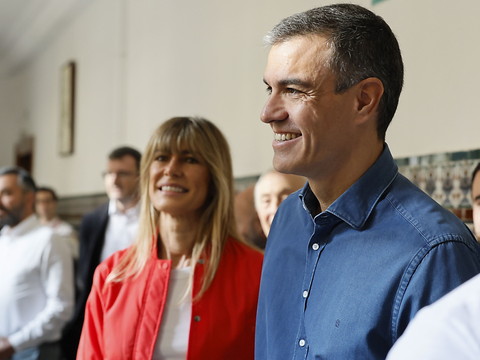 Pedro Sánchez a fait valoir son droit au silence