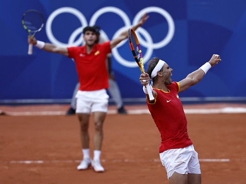 La paire Nadal/Alcaraz qualifiée pour les quarts de finale