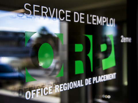 Le chômage stable en juillet en comparaison mensuelle