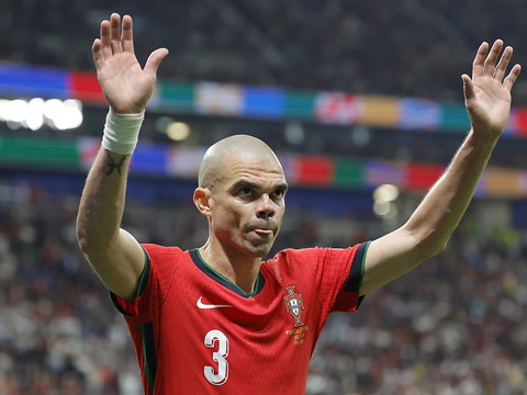 Pepe met un terme à sa carrière à 41 ans