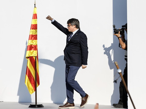 Fuite de Puigdemont: un juge espagnol demande des explications