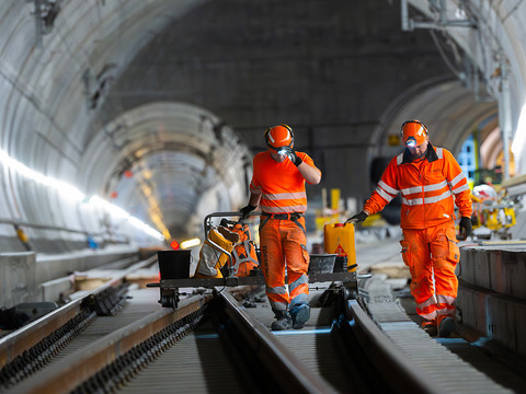 Il y a un an, un train déraillait dans le tunnel de base du Gothard