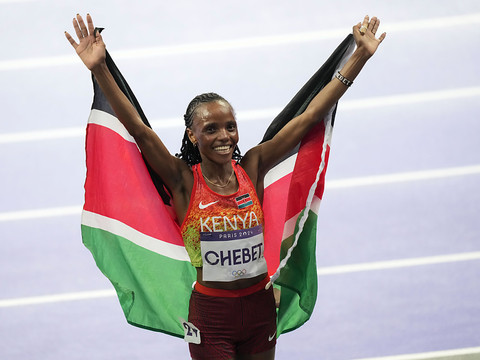 Rai Benjamin et Marileidy Paulino mettent le feu au tour de piste
