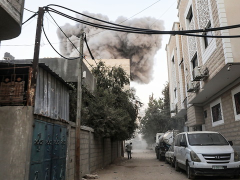 Une frappe israélienne sur une école a fait 90 morts, dit le Hamas