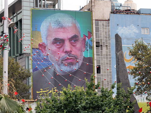 L'Iran rejette l'appel de pays occidentaux à renoncer à ses menaces