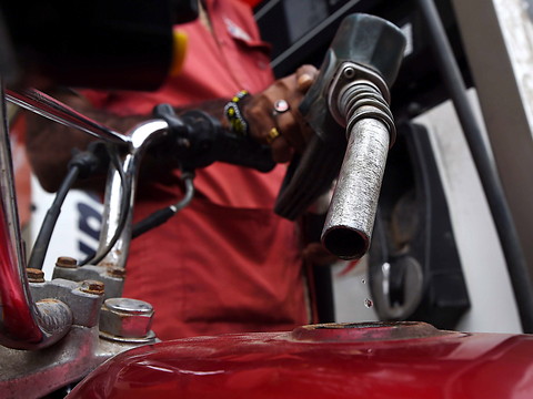 Pétrole: la croissance de la consommation mondiale ralentit