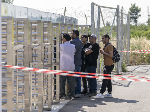 La Suisse participera partiellement au Pacte sur la migration