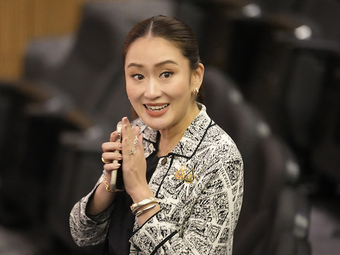 Thaïlande: Paetongtarn Shinawatra élue Première ministre