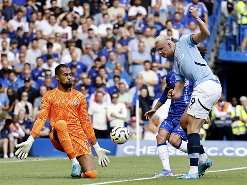 Premier League: le champion s'impose sur la pelouse de Chelsea