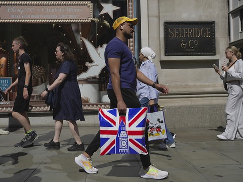 Ted Baker ferme tous ses magasins au Royaume-Uni