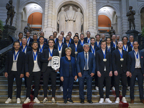 La Berne politique fête les hockeyeurs médaillés d'argent mondiaux