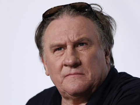 Procès requis contre Depardieu pour viols sur Charlotte Arnould