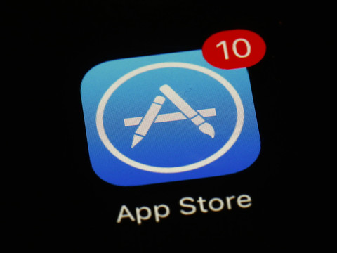 Apple va permettre de supprimer l'App Store sur ses smartphones
