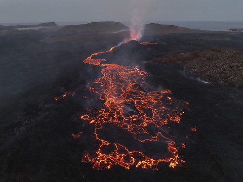 Sixième éruption du Sundhnuksgigarod en Islande depuis décembre
