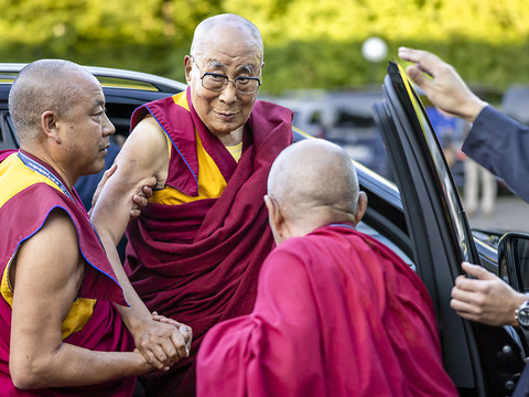 Arrivée du Dalaï-Lama à Zurich pour trois jours