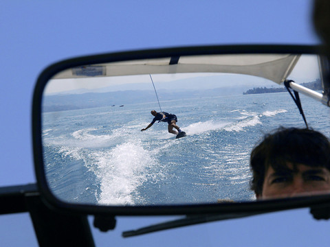 Un homme se blesse mortellement dans un accident de wakeboard
