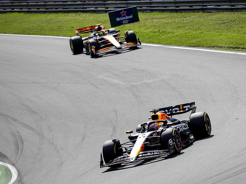 Norris remporte facilement le GP des Pays-Bas devant Verstappen