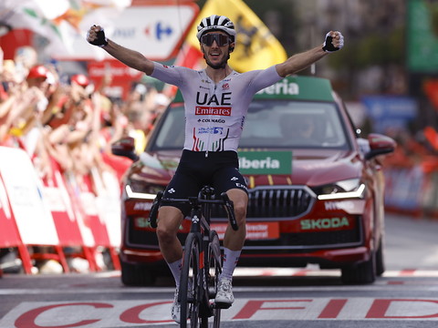 Yates remporte la 9e étape en solitaire, O'Connor toujours en rouge