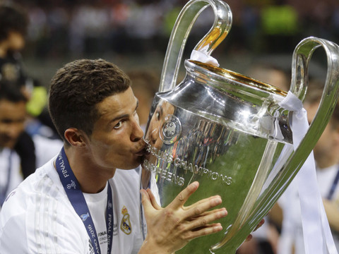 Meilleur buteur de l'histoire de la C1, Cristiano Ronaldo distingué