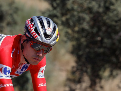 Wout van Aert impérial à Baiona