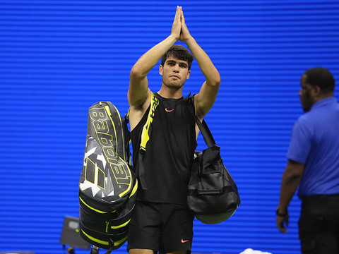 Alcaraz battu en trois sets par van de Zandschulp