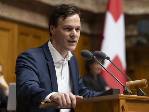 Le Vert Bastien Girod se retire du Conseil national