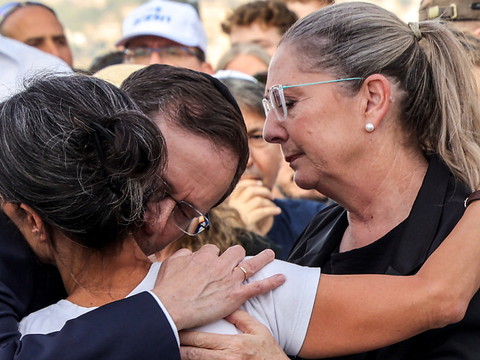 Otages à Gaza: la pression monte sur Netanyahu