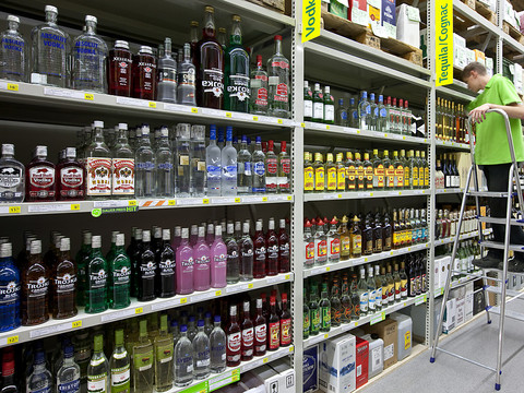 Alcool: de moins en moins de personnes boivent quotidiennement