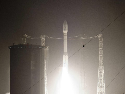 La fusée Vega met en orbite un satellite pour sa dernière mission